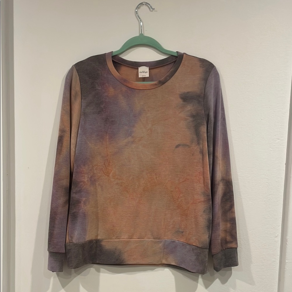 Tie-Dye Long Sleeve Top